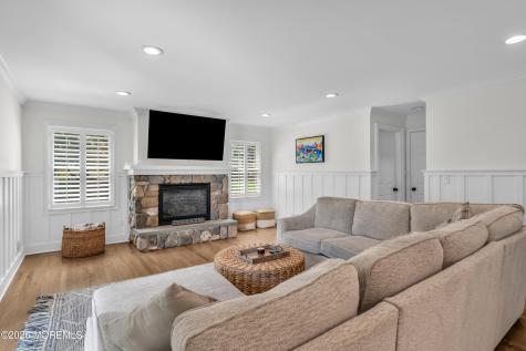 118 Hendrickson Place Fair Haven NJ 07704