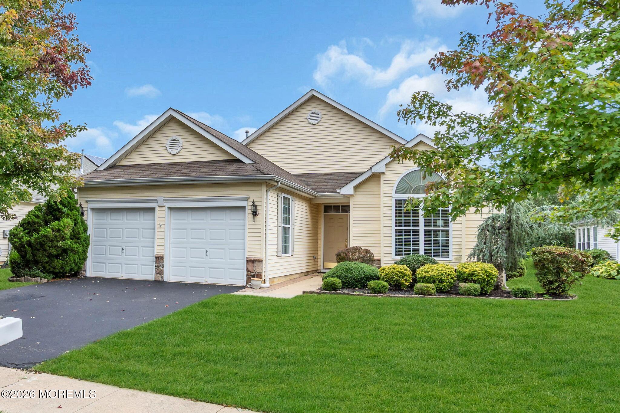 445 Monticello Lane Lakewood NJ 08701