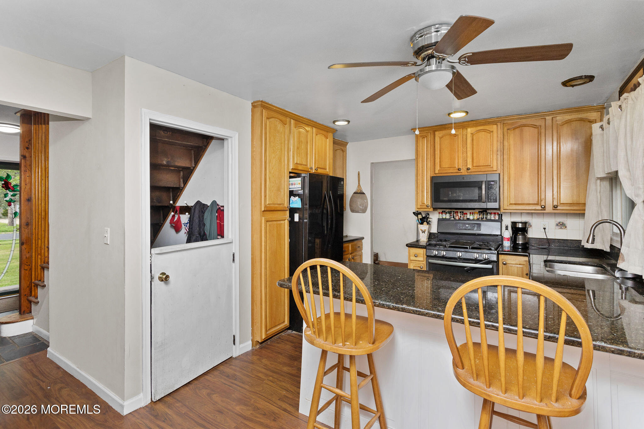 752 Park Avenue Belford NJ 07718