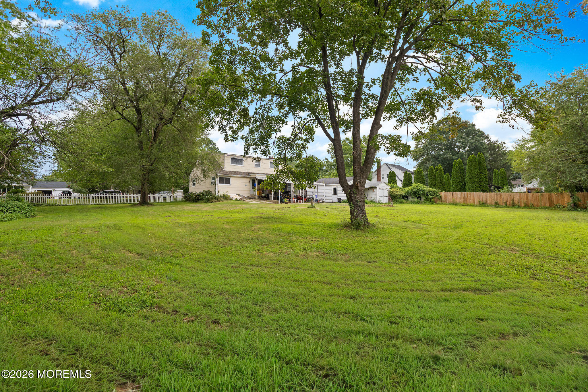 752 Park Avenue Belford NJ 07718