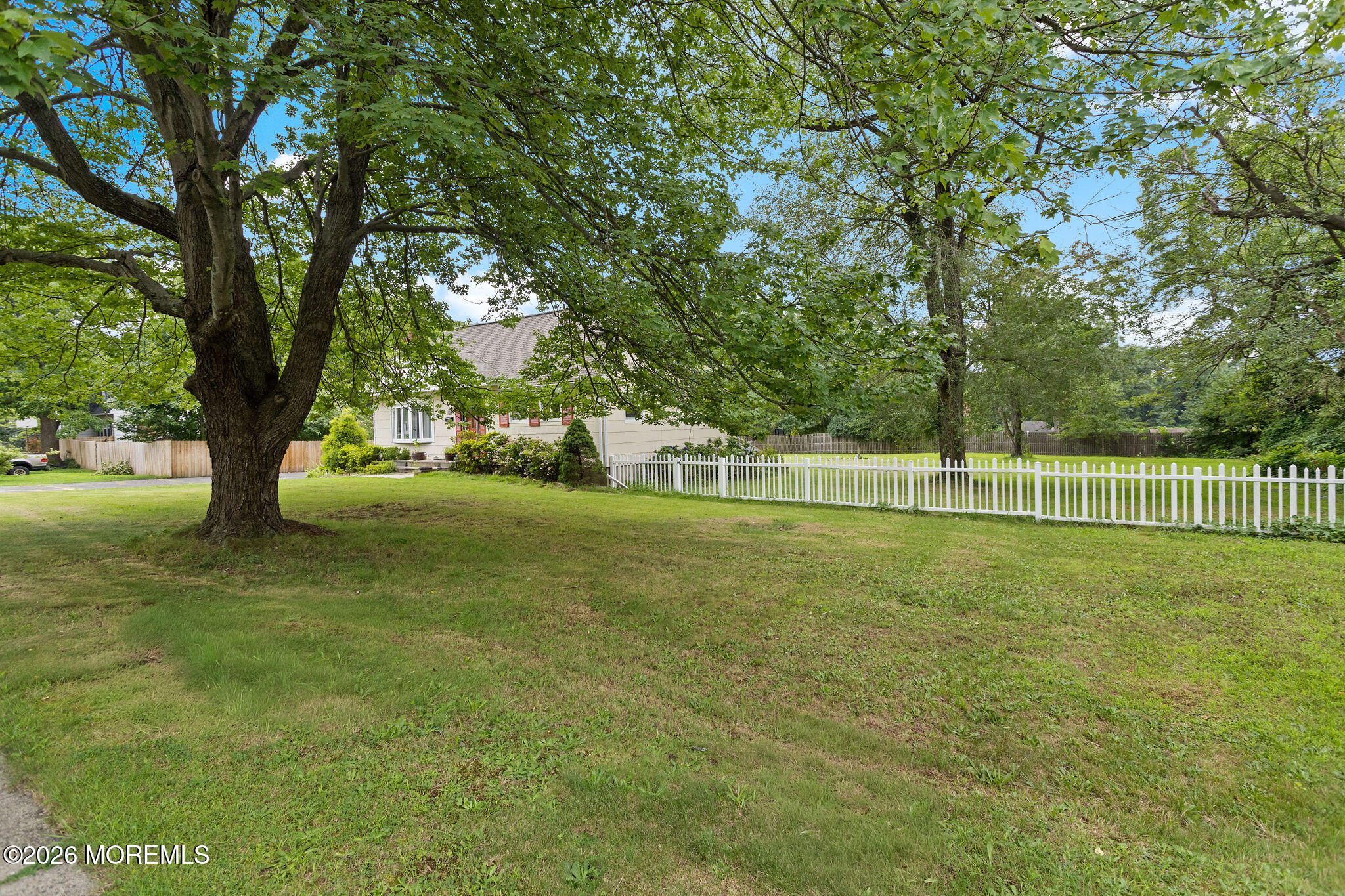 752 Park Avenue Belford NJ 07718