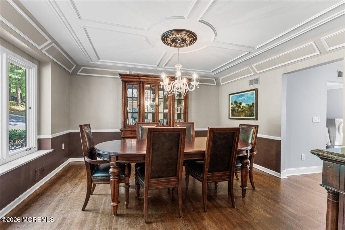 16 Sherwood Court Holmdel NJ 07733