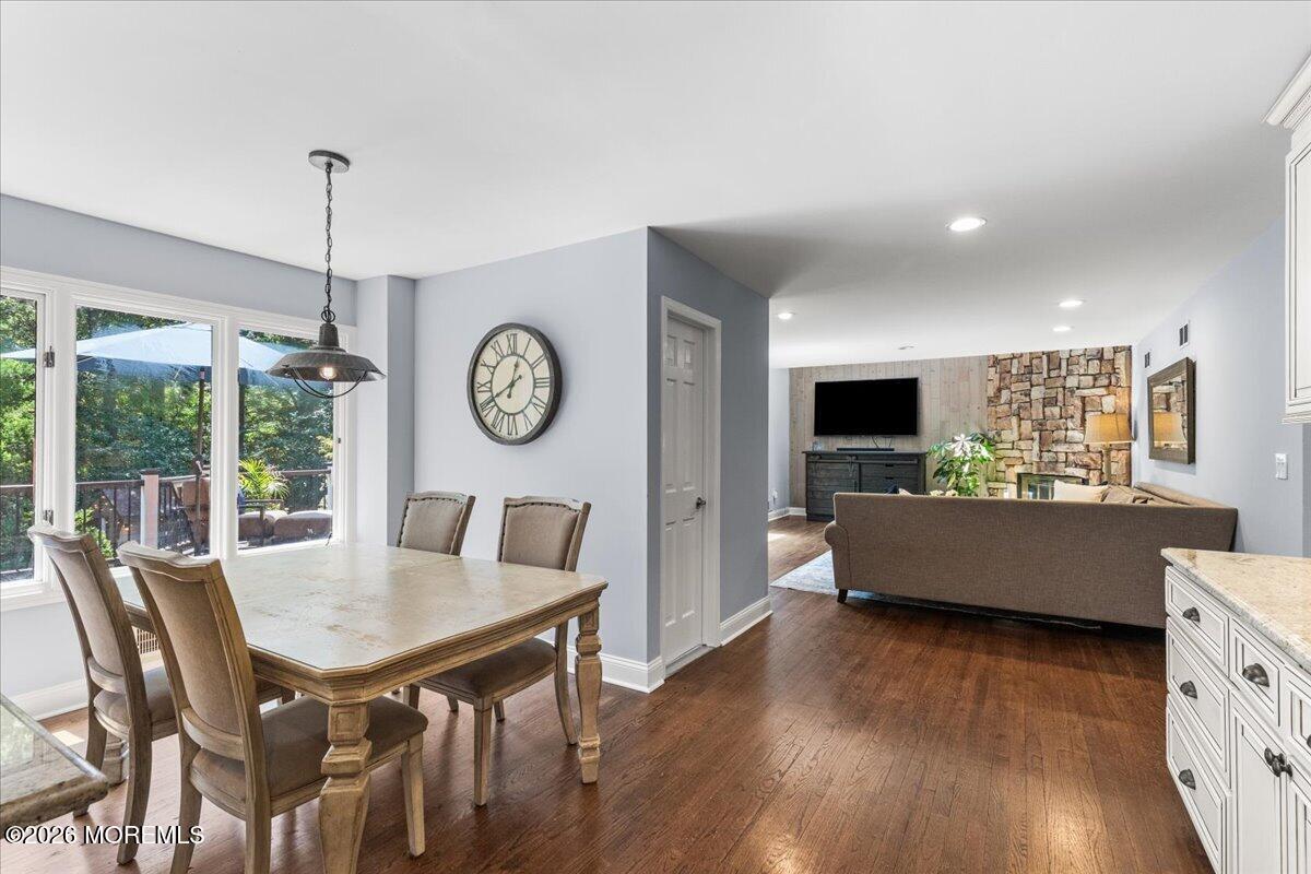 16 Sherwood Court Holmdel NJ 07733