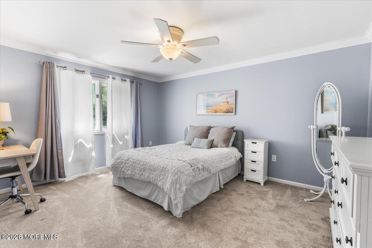 16 Sherwood Court Holmdel NJ 07733