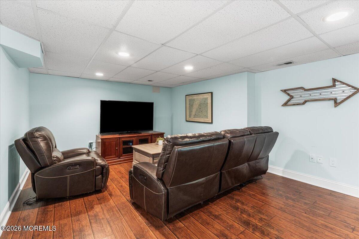 16 Sherwood Court Holmdel NJ 07733