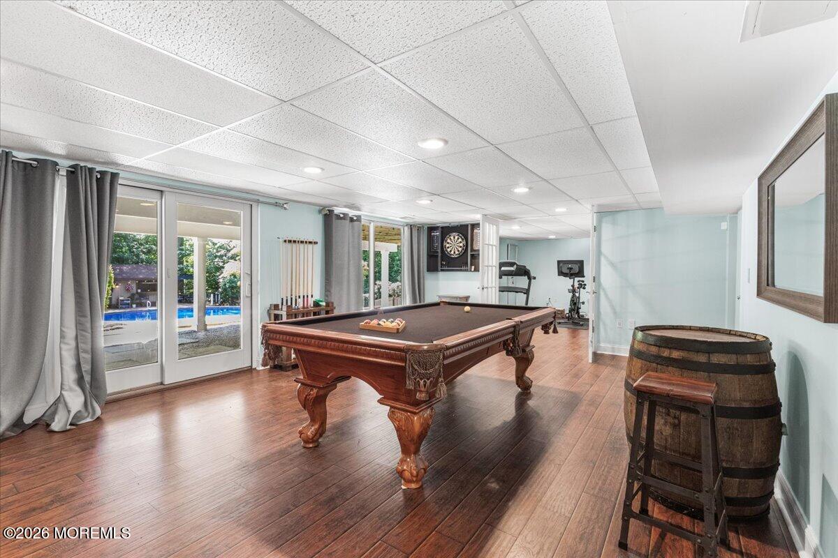16 Sherwood Court Holmdel NJ 07733