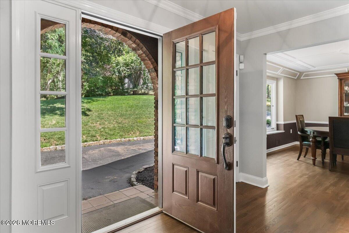 16 Sherwood Court Holmdel NJ 07733