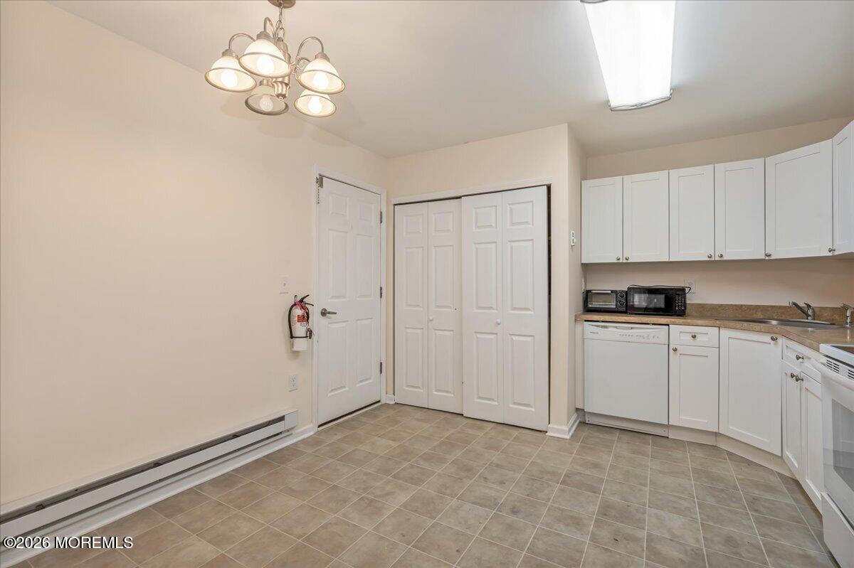 406 Genista Plaza Monroe NJ 08831