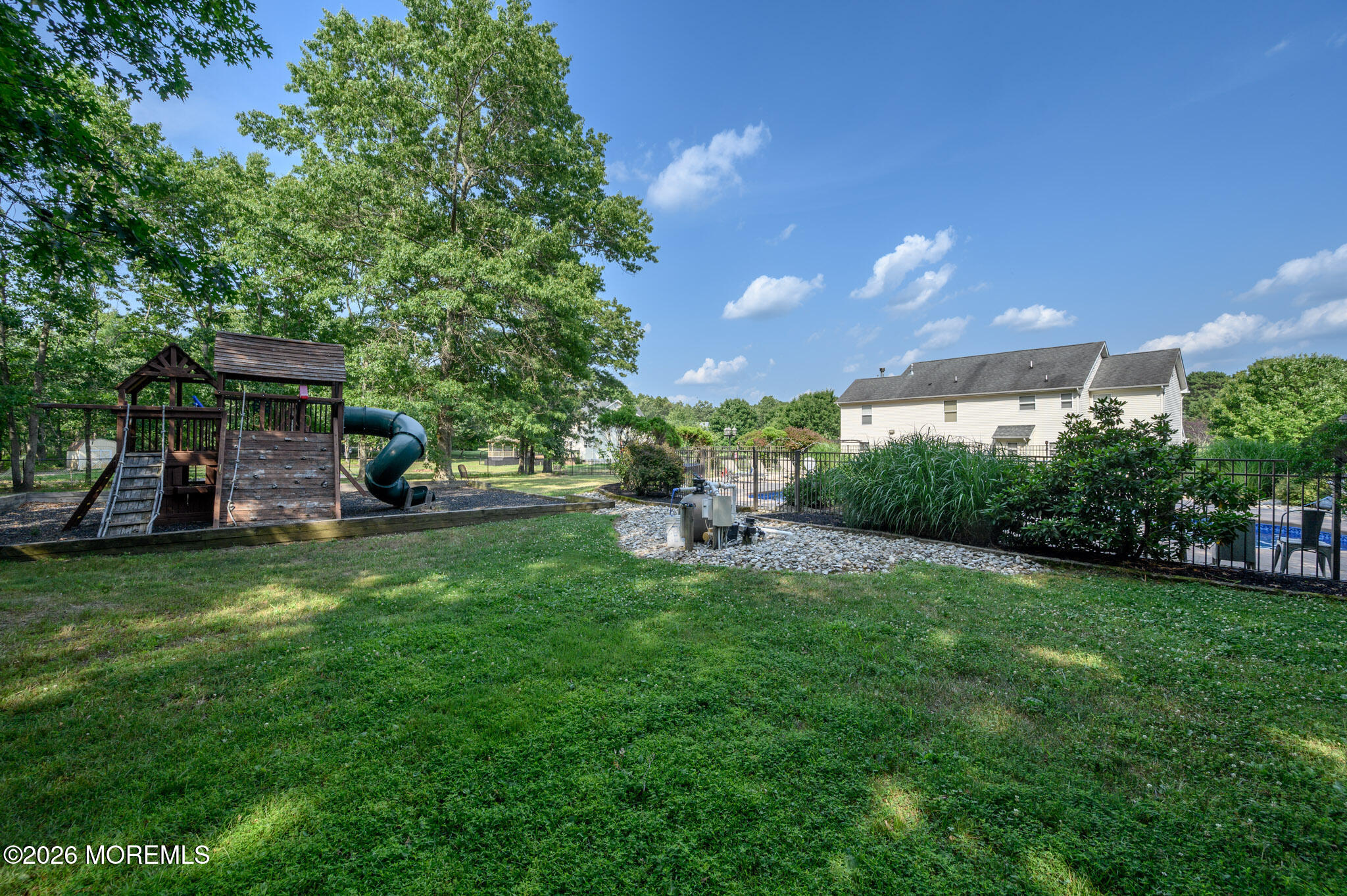 9 Country Road Jackson NJ 08527