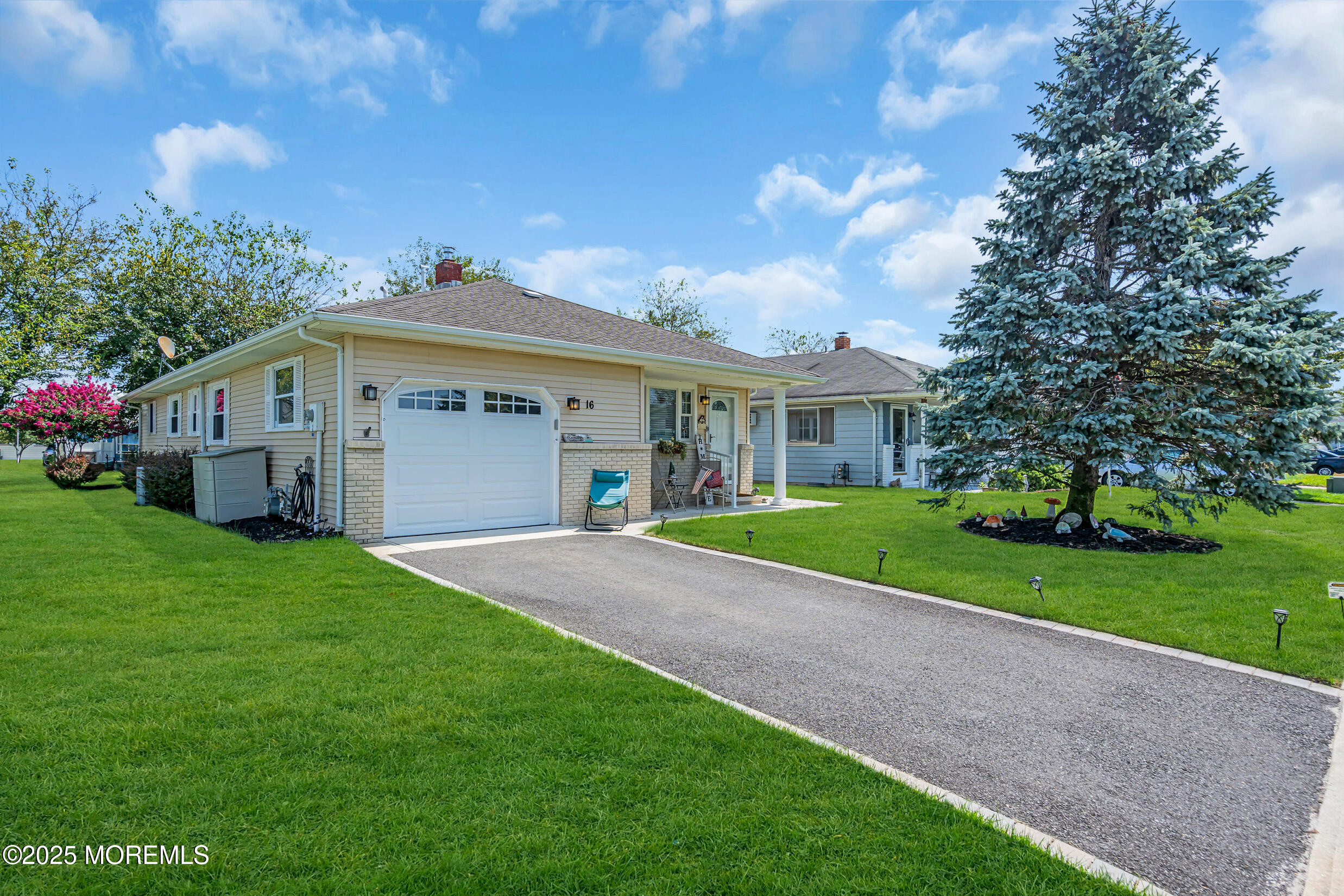 16 Goyave Street Toms River NJ 08757