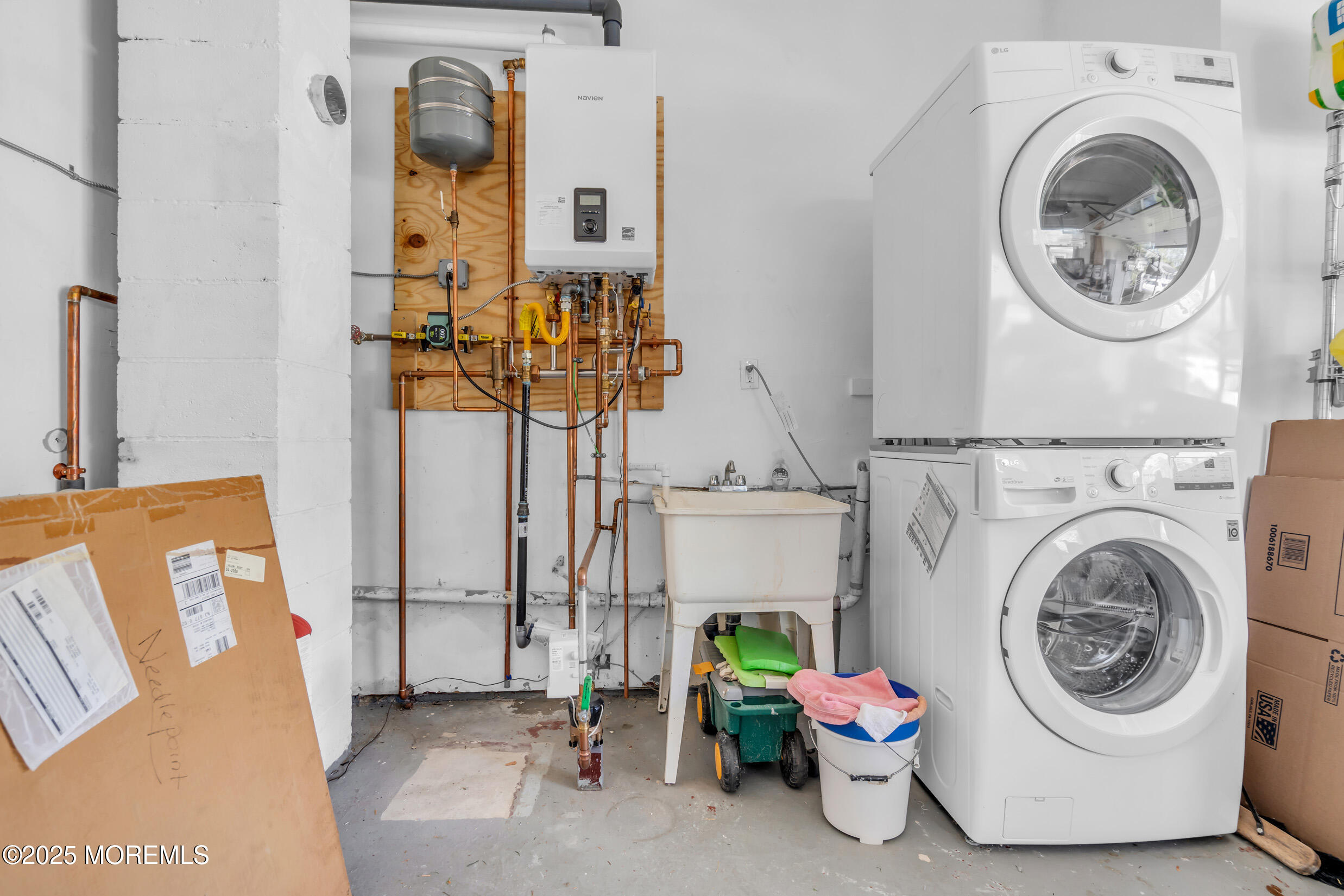 16 Goyave Street Toms River NJ 08757