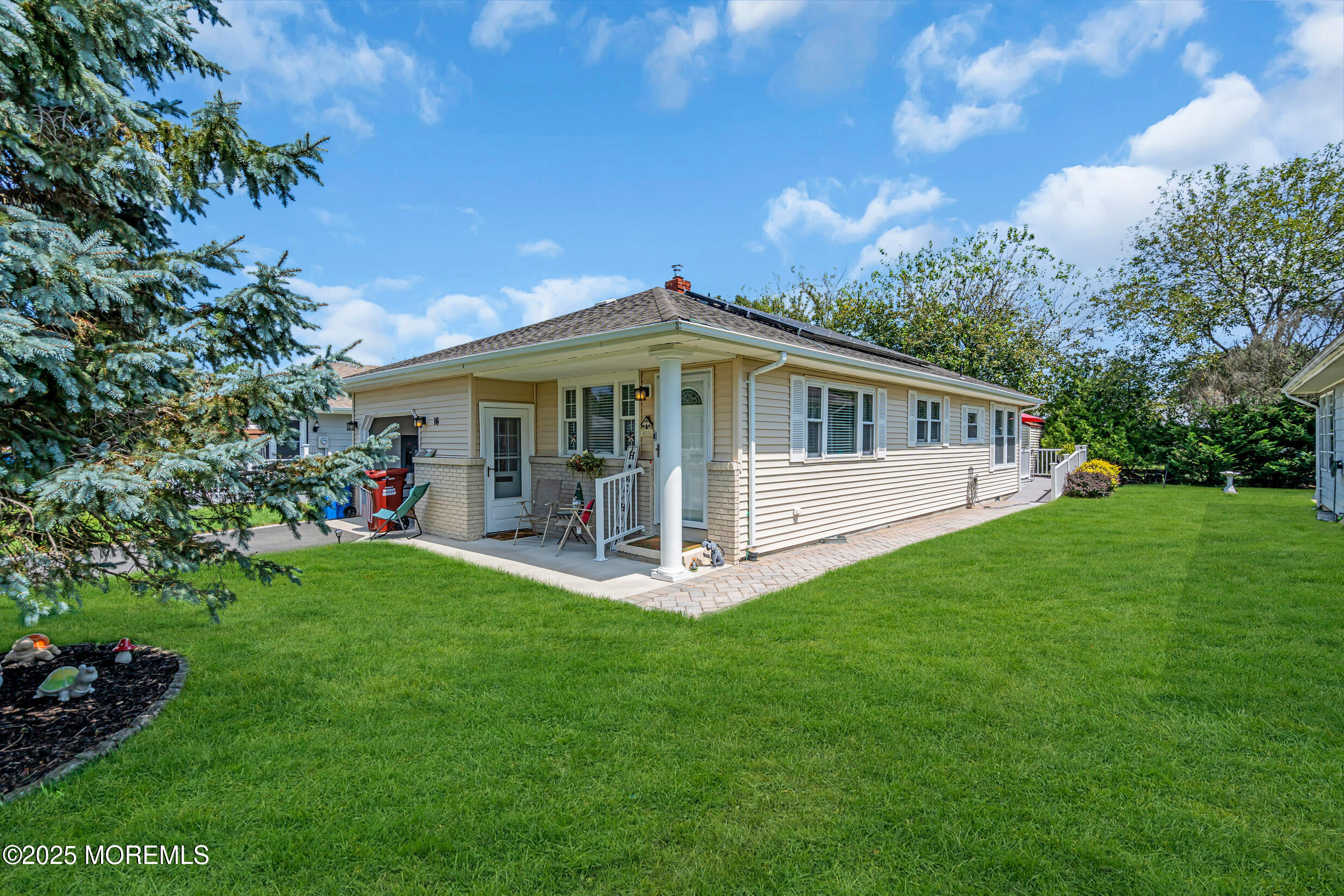 16 Goyave Street Toms River NJ 08757