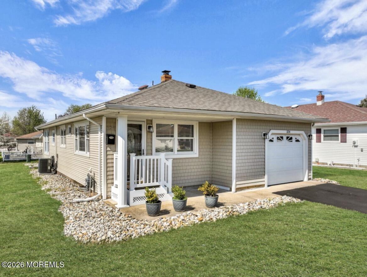 324 Saint Thomas Drive Toms River NJ 08757