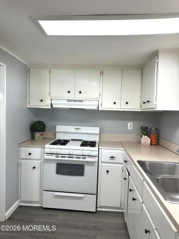 4 1/2 E Trail Brick NJ 08724