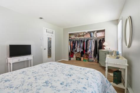 51 Westport Drive Whiting NJ 08759
