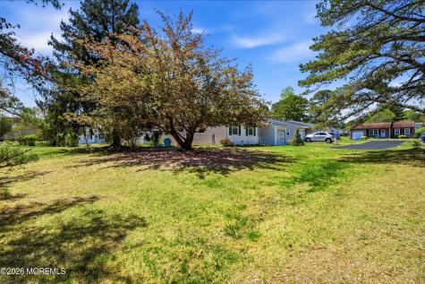 51 Westport Drive Whiting NJ 08759