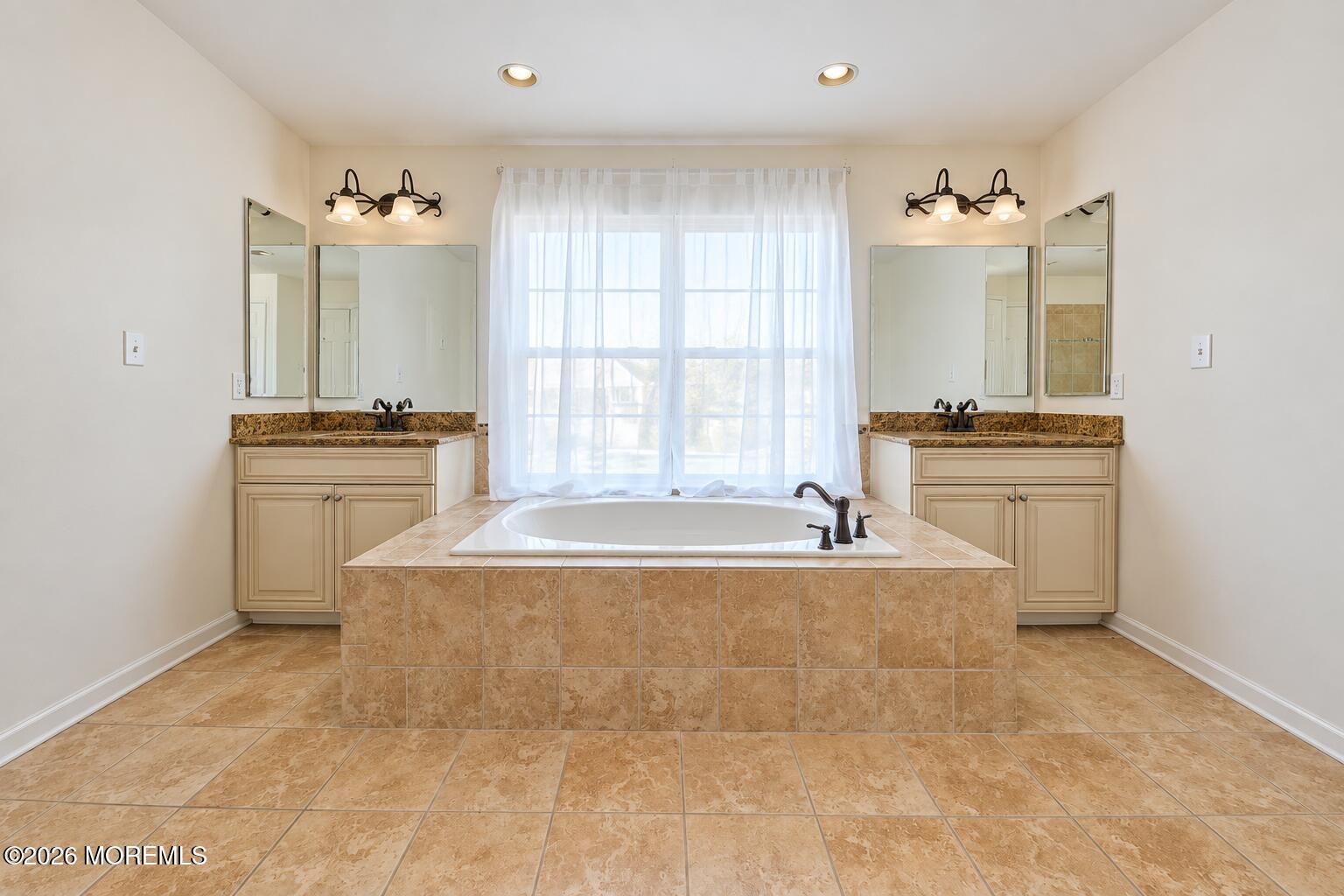 2649 Medina Street Vineland NJ 08361