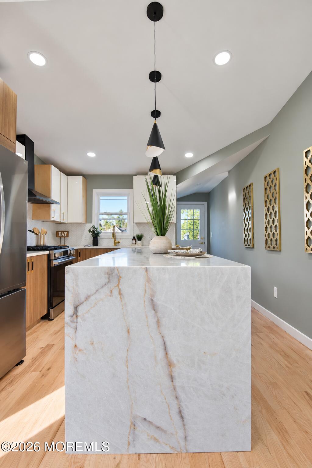 59 Walling Avenue Belford NJ 07718
