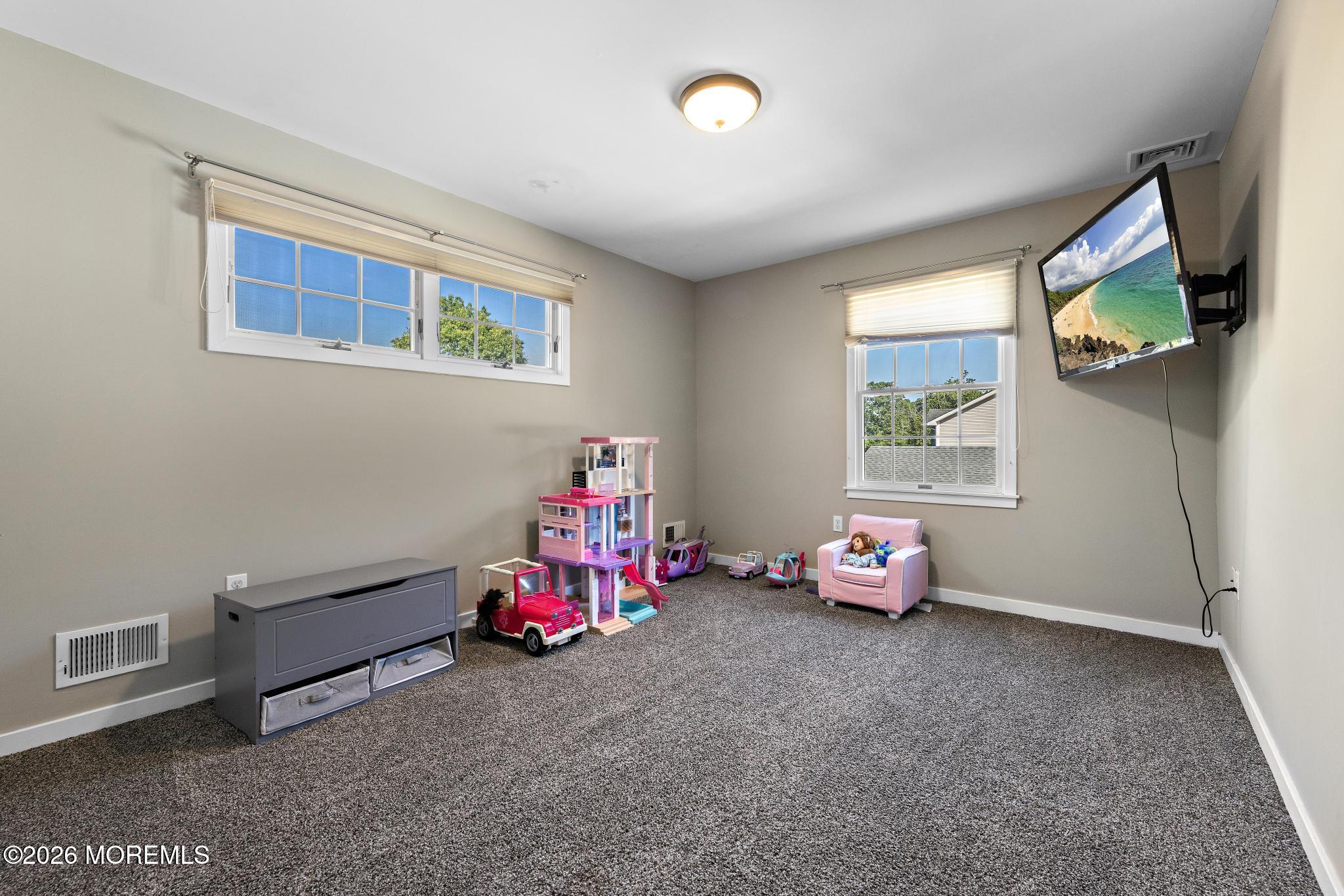195 S Lakeshore Drive Manahawkin NJ 08050