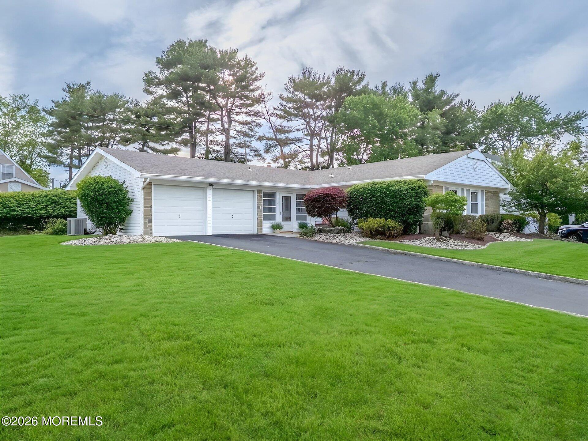 117 Idolstone Lane Matawan NJ 07747