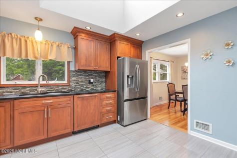 53 University Road East Brunswick NJ 08816