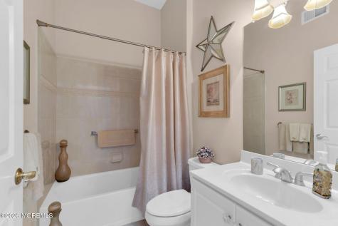 15 Cog Hill Court Jackson NJ 08527