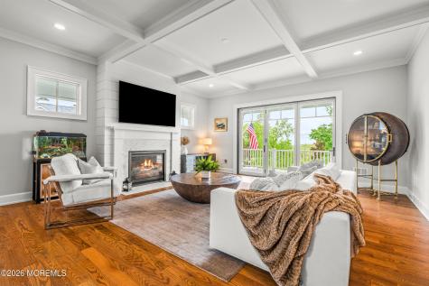 11 Beacon Hill Road Atlantic Highlands NJ 07716