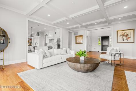 11 Beacon Hill Road Atlantic Highlands NJ 07716