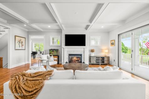 11 Beacon Hill Road Atlantic Highlands NJ 07716