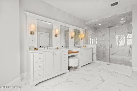 11 Beacon Hill Road Atlantic Highlands NJ 07716