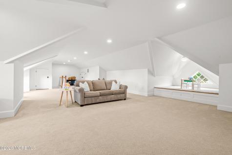 11 Beacon Hill Road Atlantic Highlands NJ 07716