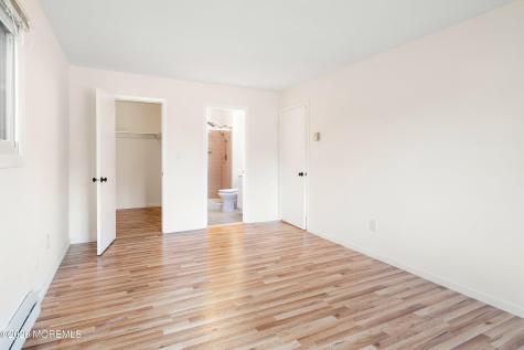 154 Cross Slope Court Manalapan NJ 07726