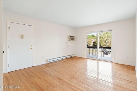154 Cross Slope Court Manalapan NJ 07726