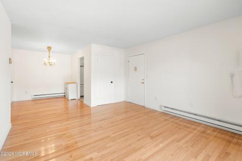 154 Cross Slope Court Manalapan NJ 07726