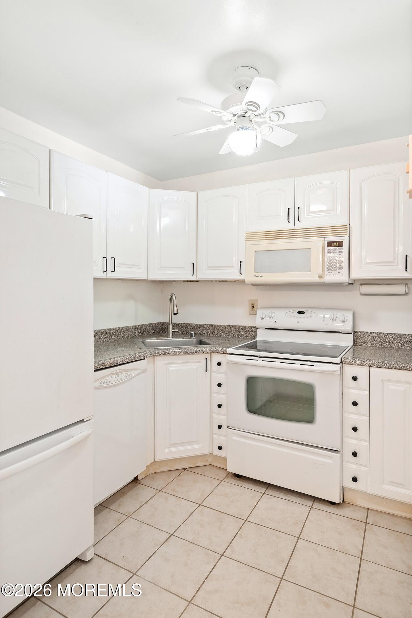 154 Cross Slope Court Manalapan NJ 07726
