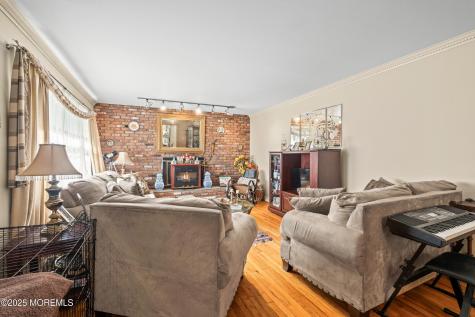 514 Deal Road Oakhurst NJ 07755