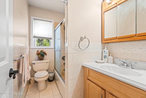 514 Deal Road Oakhurst NJ 07755