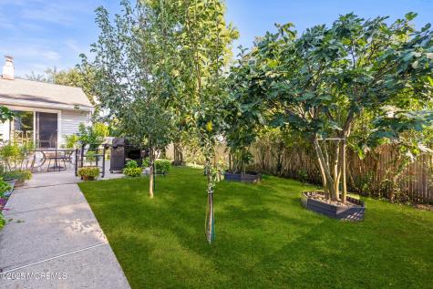514 Deal Road Oakhurst NJ 07755