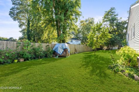 514 Deal Road Oakhurst NJ 07755