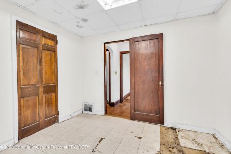 2580 Crestview Road Manasquan NJ 08736