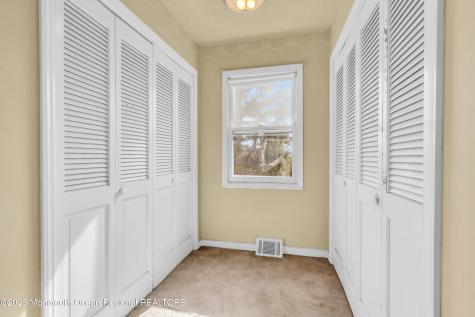 2580 Crestview Road Manasquan NJ 08736