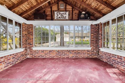 2580 Crestview Road Manasquan NJ 08736