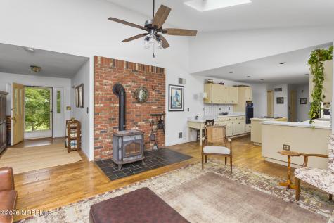 95 Holmes Mill Road Upper Freehold NJ 08501