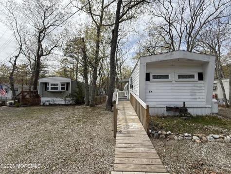 525 E Main Street Tuckerton NJ 08087