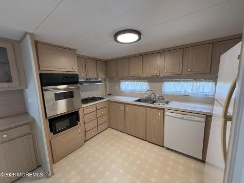 525 E Main Street Tuckerton NJ 08087