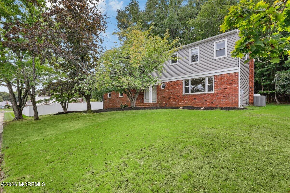 11 Colts Brook Road Marlboro NJ 07746