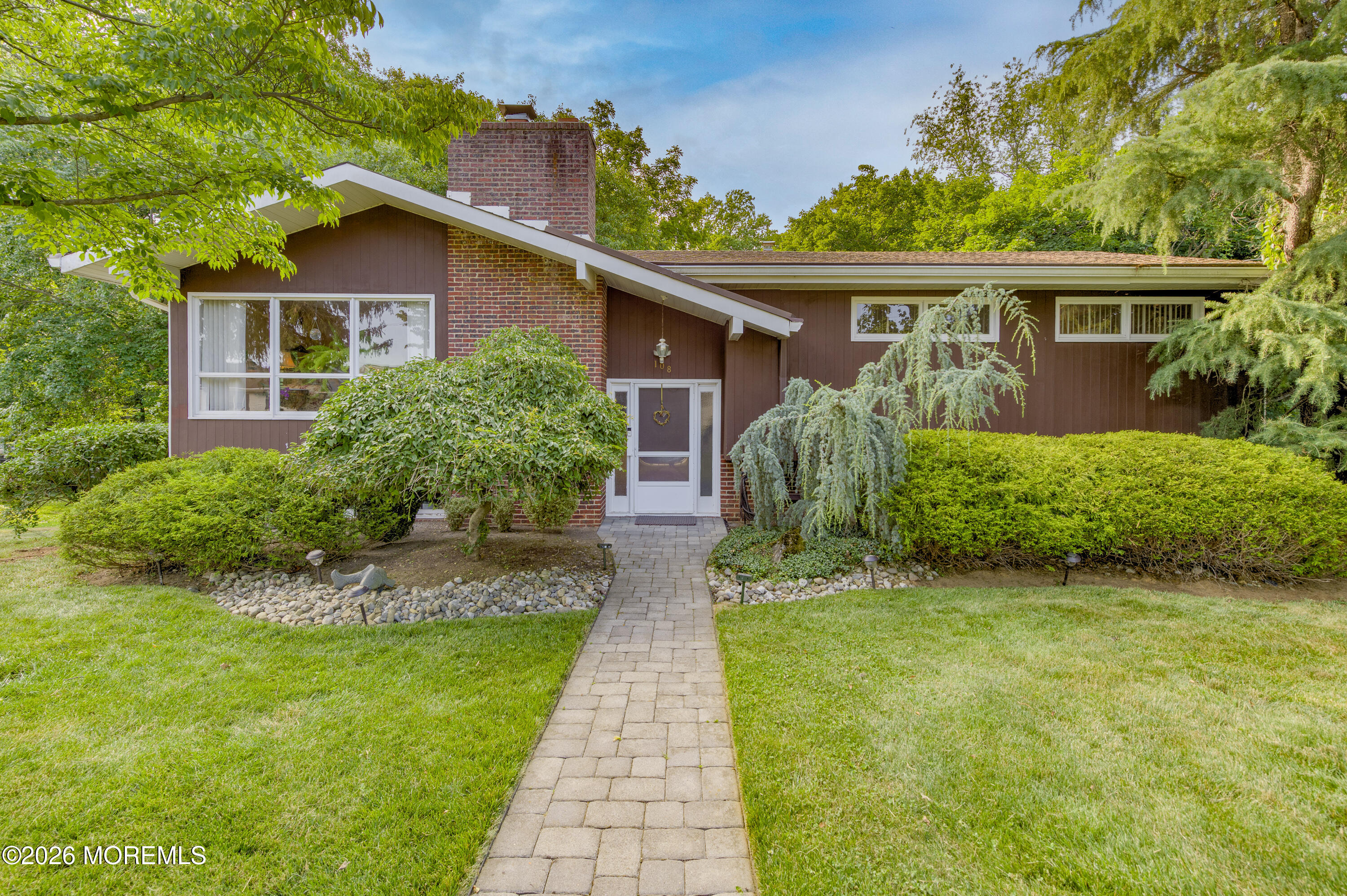 Freehold NJ, 108 Oak Terrace