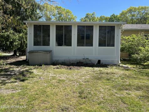 12 A California Drive Whiting NJ 08759