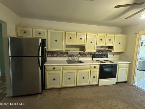 12 A California Drive Whiting NJ 08759