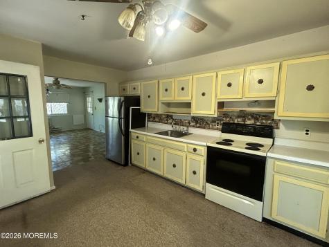 12 A California Drive Whiting NJ 08759